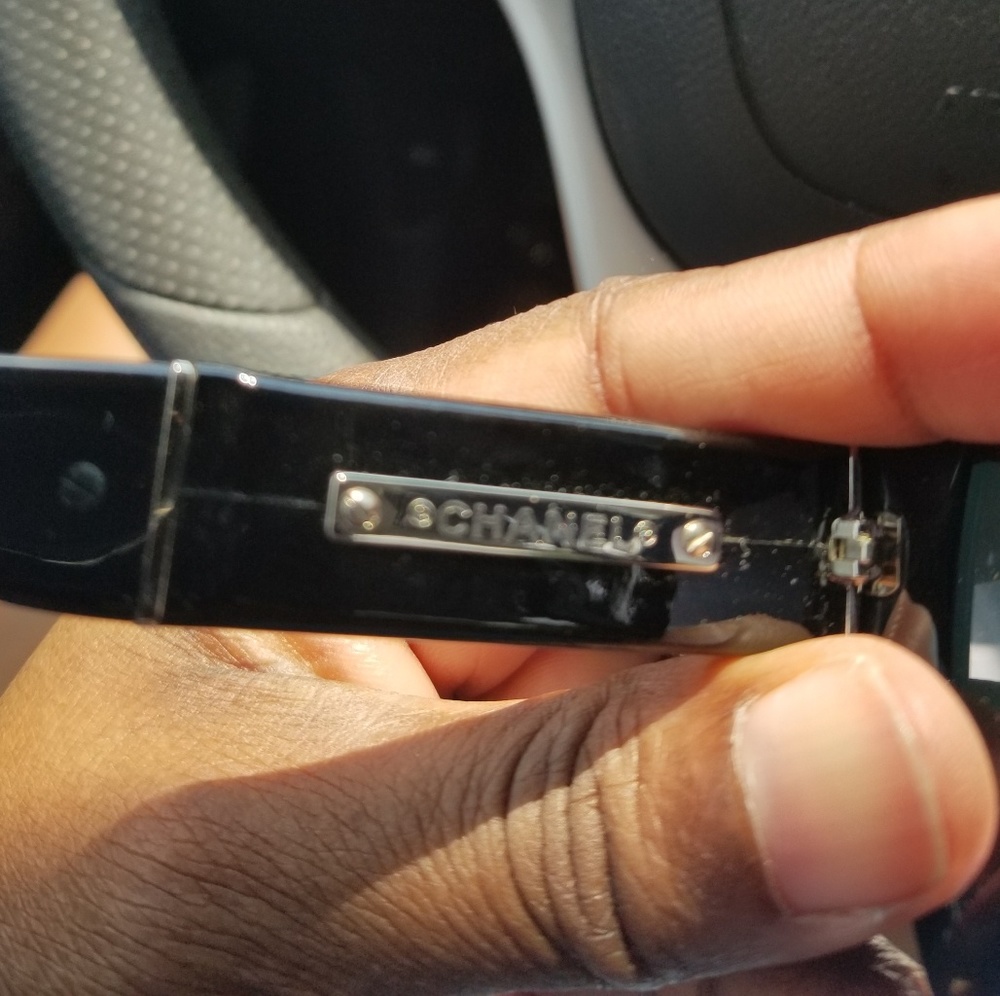 Black CC big face sunglasses